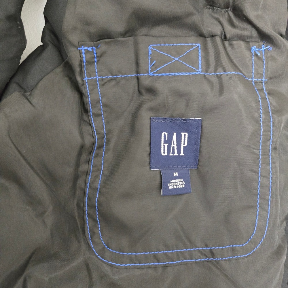 Gap Women's Black Puffer Vest Hooded Zip Front Casual Outdoor Warm - Picture 3 of 5